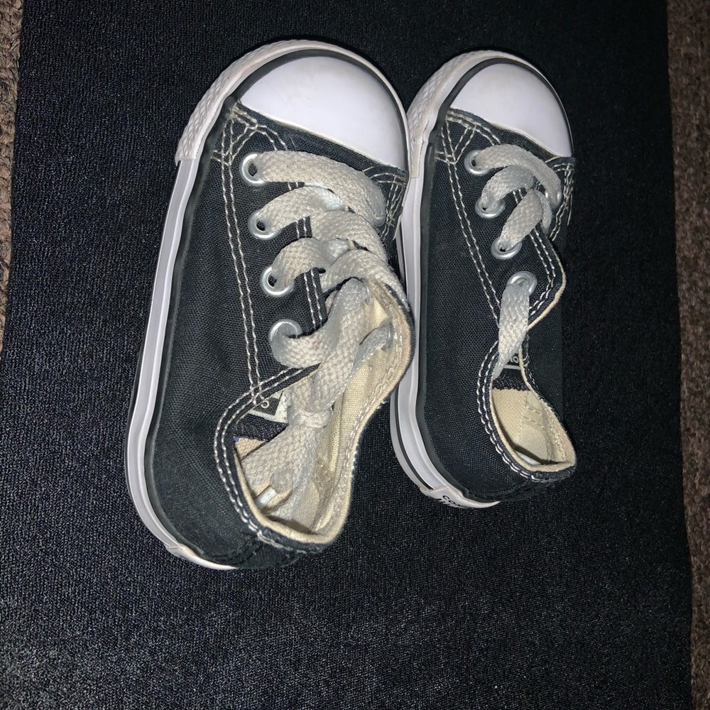 Black converse **toddler shoes**